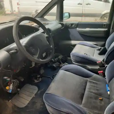 Veículo de Sucata citroen evasion 2.0 hdi sx do ano 1999 alimentado 