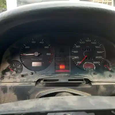 Veículo de Sucata audi 80 b4 avant (8c5) 1.9 tdi do ano 1992 alimentado 