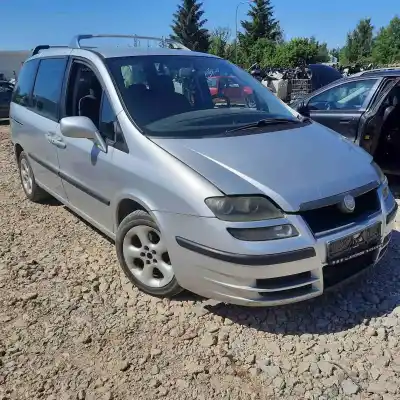 Veículo de Sucata FIAT ULYSSE (179) 2.2 JTD Dynamic do ano 2003 alimentado 