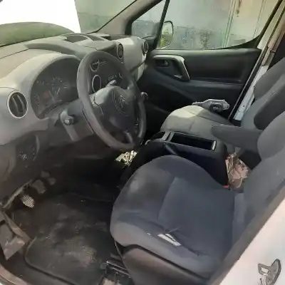 Veículo de Sucata citroen berlingo 1.6 hdi 75 sx familiar do ano 2013 alimentado 9hn