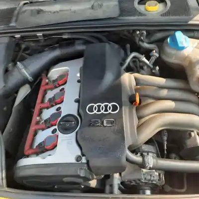 Здавання транспортного засобу audi a4, b6 2000.11 - 2004.11 2.0 96kw 2000.11 - 2004.12 року 2001 потужний 