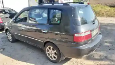 Veículo de Sucata kia carens 2.0 crdi ex monovolumen do ano 2005 alimentado 
