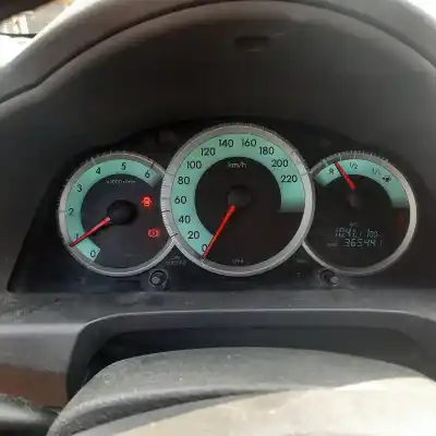 Veículo de Sucata toyota corolla verso (r1) 2.0 d-4d luna do ano 2005 alimentado 1cdftv