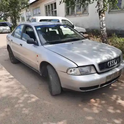 Здавання транспортного засобу audi a4 avant (b5) 1.8 року 1995 потужний 
