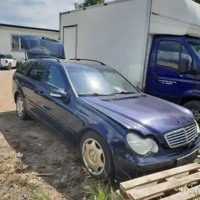 Здавання транспортного засобу MERCEDES-BENZ CLASE C (W203) C 270 CDI (203.016) року 2002 потужний 612.962