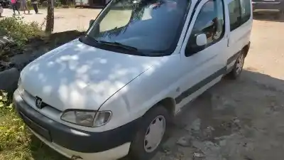 Scrapping Vehicle peugeot partner (s2) 1.9 diesel of the year 2001 powered dw8b