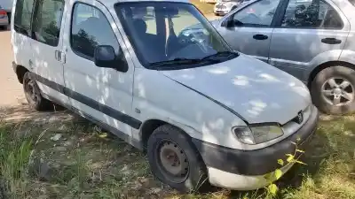 Scrapping Vehicle PEUGEOT PARTNER (S2) 1.9 Diesel of the year 2001 powered dw8b