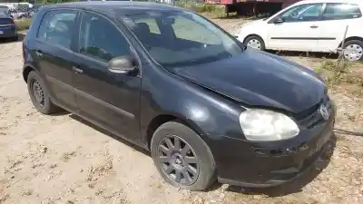 Veículo de Sucata VOLKSWAGEN GOLF V VARIANT (1K5) 1.4 do ano 2007 alimentado Bud