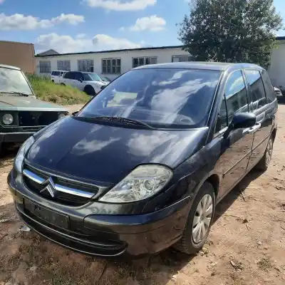 Veículo de Sucata citroen c8 2.2 hdi exclusive do ano 2002 alimentado 4hw