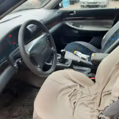 Здавання транспортного засобу audi a4 avant (b5) 1.9 tdi року 1996 потужний 