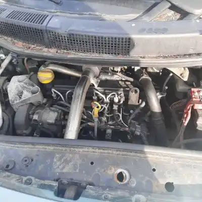 Sloopvoertuig renault scenic ii 1.5 dci diesel van het jaar 2004 aangedreven k9k728