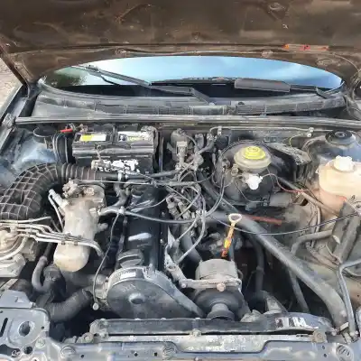 Здавання транспортного засобу audi 80 (811/813) 1.8 року 1990 потужний 