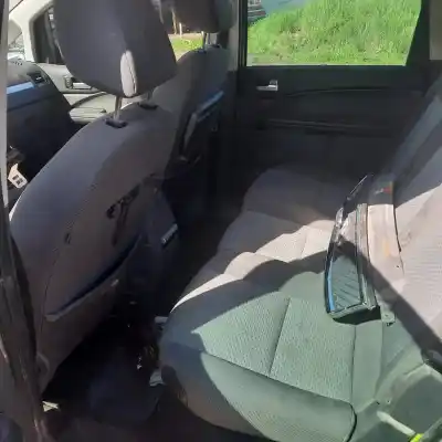 Здавання транспортного засобу ford c-max (cb3) 1.6 tdci cat року 2005 потужний 
