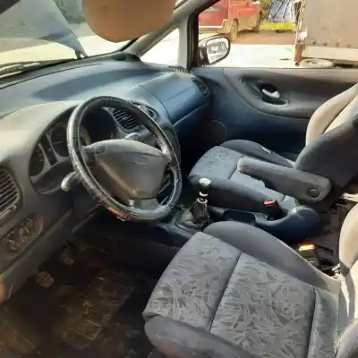 Sloopvoertuig ford galaxy (vx) 1.9 tdi cat van het jaar 2000 aangedreven 