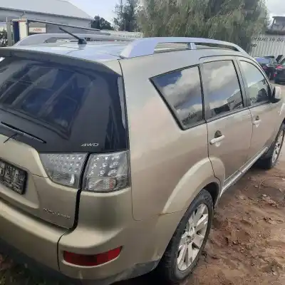 Scrapping Vehicle mitsubishi outlander (cw0) 2.0 di-d intense of the year 2008 powered 