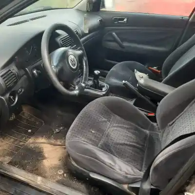 Vehicul casat volkswagen passat b5 (3b2) 1.9 tdi al anului 1997 alimentat ahu
