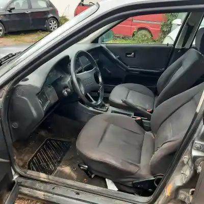 Scrapping Vehicle audi 80 (811/813) 1.8 of the year 1991 powered 