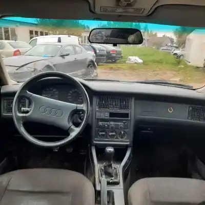 Scrapping Vehicle audi 80 (811/813) 1.8 of the year 1991 powered 