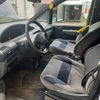 Veículo de Sucata citroen evasion 2.0 hdi sx do ano 2000 alimentado dw10ated