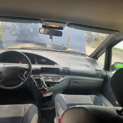 Veículo de Sucata citroen evasion 2.0 hdi sx do ano 2000 alimentado dw10ated