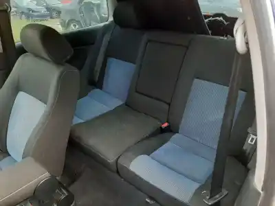 Veículo de Sucata volkswagen golf iv (1j1) 1.9 tdi do ano 2000 alimentado 