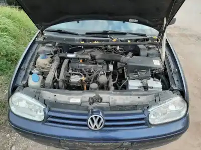 Veículo de Sucata volkswagen golf iv (1j1) 1.9 tdi do ano 2000 alimentado 