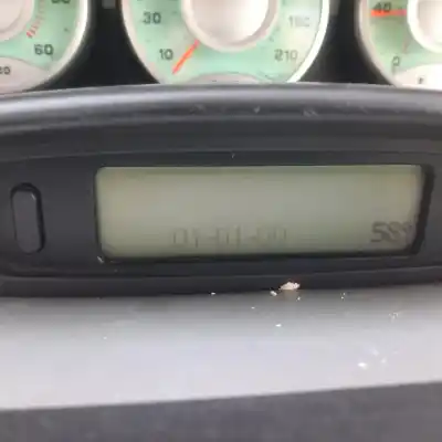 Veículo de Sucata peugeot 807 2.0 hdi fap cat do ano 2004 alimentado rht