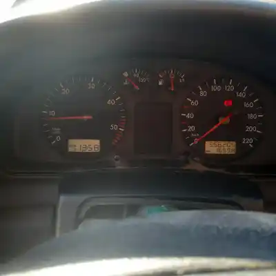 Здавання транспортного засобу volkswagen                                         passat variant (3b5)                                                                                                                                                                                                                                       1.9 tdi                                                                                                                                                                                                                                                    року 1998 потужний afn