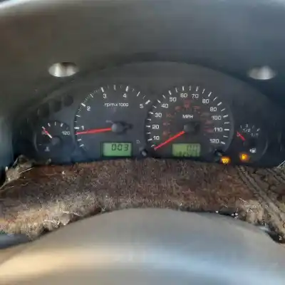 Veículo de Sucata ford transit mod.2000 caja abierta ft 300 2.0 medio do ano 2005 alimentado 