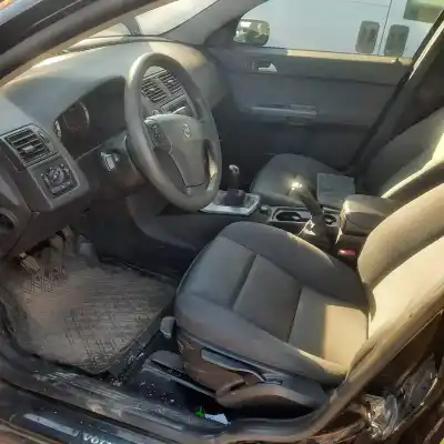 Veículo de Sucata volvo v50 (545) 1.6 d do ano 2005 alimentado d4164t