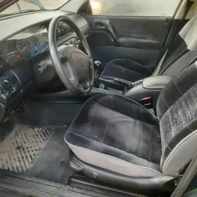 Veículo de Sucata opel omega b 2.0 16v cat (x 20 xev / l34) do ano 1995 alimentado 