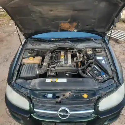 Veículo de Sucata opel omega b 2.0 16v cat (x 20 xev / l34) do ano 1995 alimentado 