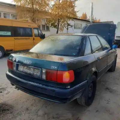 Véhicule à la ferraille audi 80 avant 1.9 tdi de l'année 1993 alimenté 1z