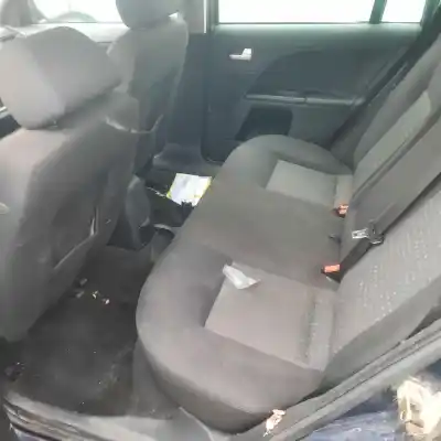 Veicolo di demolizione ford mondeo iii (b5y) 2.0 16v tddi / tdci dell'anno 2003 alimentato 