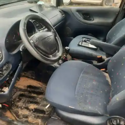 Sloopvoertuig ford galaxy (vx) 1.9 tdi cat van het jaar 1998 aangedreven 