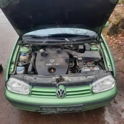 Veículo de Sucata volkswagen golf iv (1j1) 1.9 tdi do ano 1998 alimentado ahf
