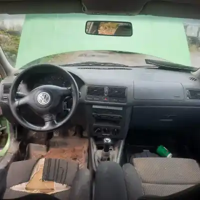 Veículo de Sucata volkswagen golf iv (1j1) 1.9 tdi do ano 1998 alimentado ahf