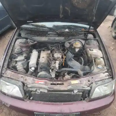 Veículo de Sucata audi a6 avant (c4) 2.5 tdi do ano 1994 alimentado aat