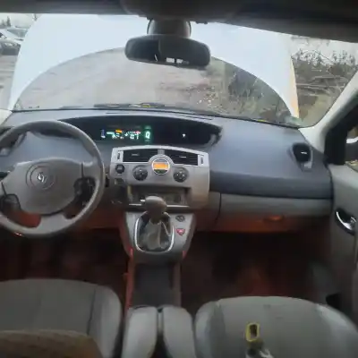 Scrapping Vehicle renault scenic ii 2.0 of the year 2005 powered f4r771