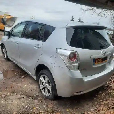 Sloopvoertuig toyota verso 2.0 d-4d cat van het jaar 2009 aangedreven 1adftv