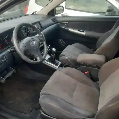 Scrapping Vehicle toyota corolla (e12) 2.0 d-4d sol berlina of the year 2003 powered 1cdftv