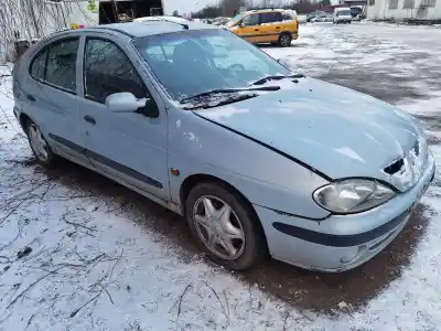 Здавання транспортного засобу RENAULT MEGANE, I 1999.03 - 2002.10 FACELIFT 1.6 16V 79KW 1999.03 - 2003.08 року 1999 потужний k4m700