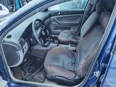 Vehículo de desguace volkswagen                                         passat variant (3b5)                                                                                                                                                                                                                                       1.9 tdi                                                                                                                                                                                                                                                    del año 1998 con motor afn