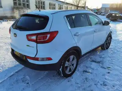 Vehicul casat kia sportage 1.7 crdi cat al anului 2012 alimentat d4fd