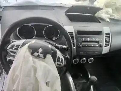 Scrapping Vehicle mitsubishi outlander (cw0) 2.0 di-d intense of the year 2007 powered bsy