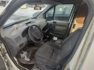 Здавання транспортного засобу ford transit connect (tc7) 1.8 tdci cat року 2004 потужний 