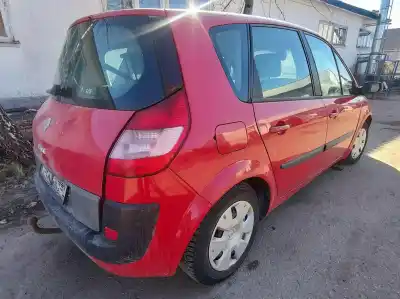 Sloopvoertuig renault scenic ii 1.5 dci diesel van het jaar 2004 aangedreven k9k722