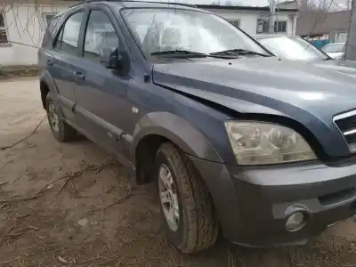 Scrapping Vehicle KIA SORENTO 2.5 CRDi EX of the year 2002 powered D4CB2461947