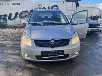 Veicolo di demolizione toyota corolla (e11) 2.0 d-4d linea sol dell'anno 2002 alimentato 1cdftv