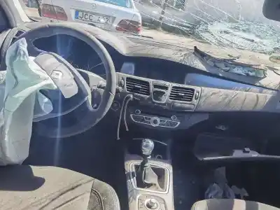 Veículo de Sucata renault laguna iii 1.5 dci diesel do ano 2010 alimentado k9k782